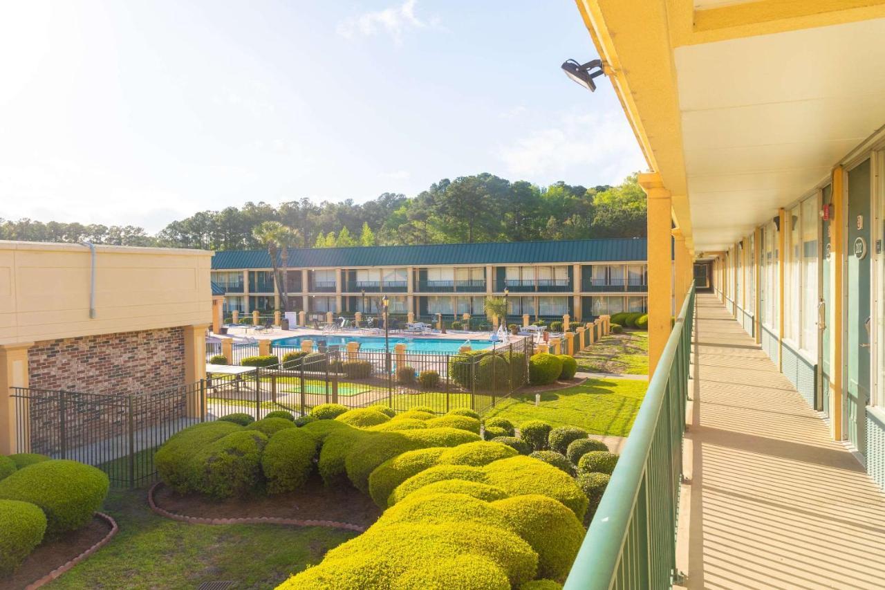Quality Inn Richmond Hill - Savannah I-95 Exterior photo